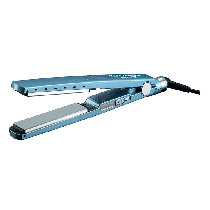 Plancha Nano Titanium de 3.17 cm (1 ¼") BaBylissPRO BABNT2091TES