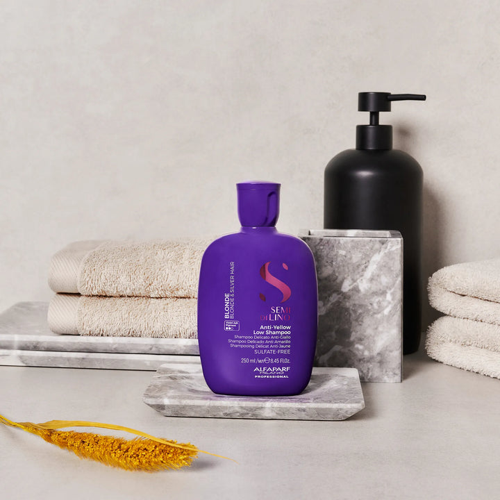 Anti Yellow Low Shampoo Matizador Semi Di Lino Alfaparf 250 ml